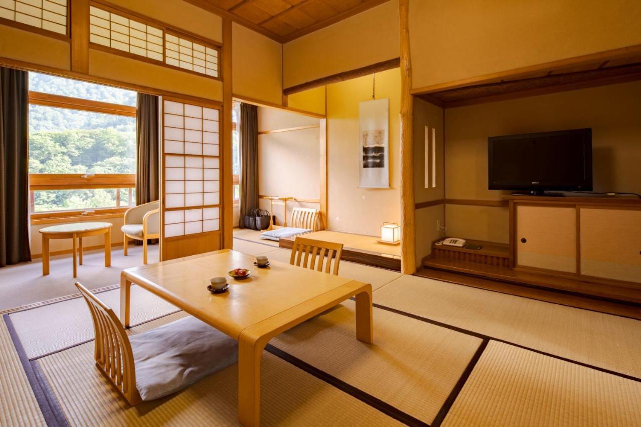 Towada Hotel Kosaka Екстер'єр фото