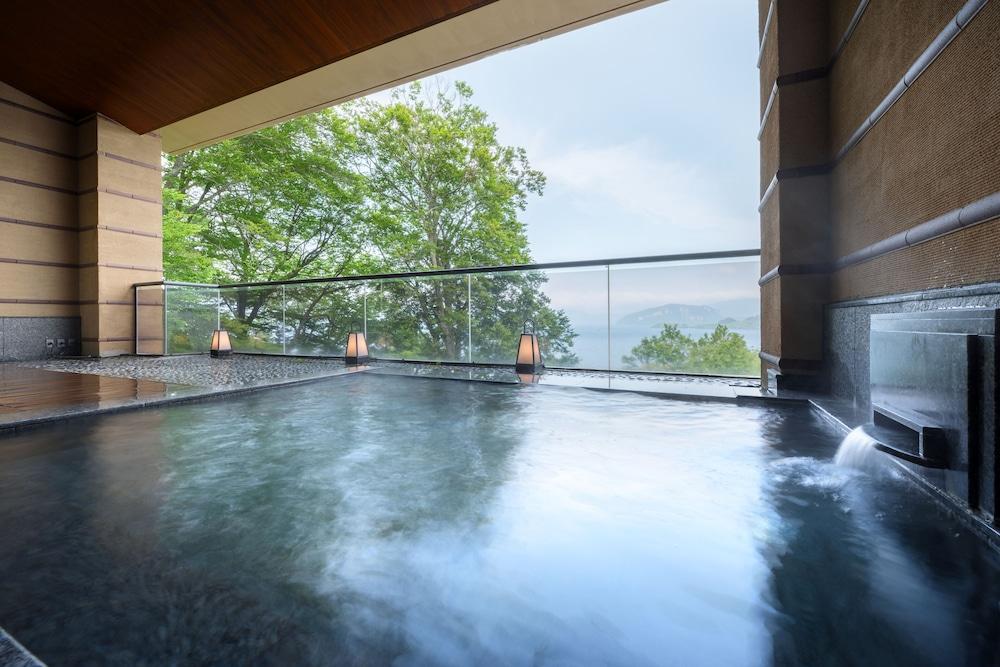 Towada Hotel Kosaka Екстер'єр фото