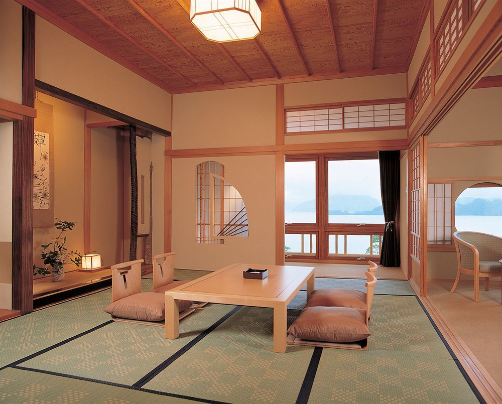 Towada Hotel Kosaka Екстер'єр фото